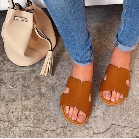 NEW Sofia Sandal- Cognac - Picture 5 of 5